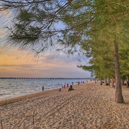 Mutiara Melaka Beach Resort By Glex Tangga Batu Eksteriør bilde